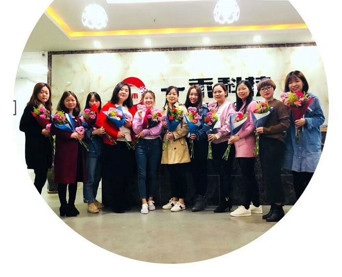 <b>YH533388银河科技女神节发放公司福利</b>